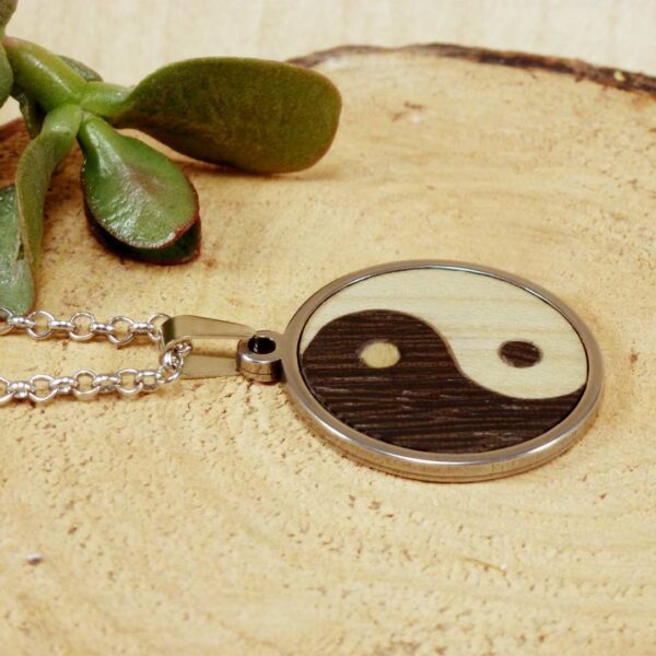 Wooden Yin Yang Necklace - Image 4