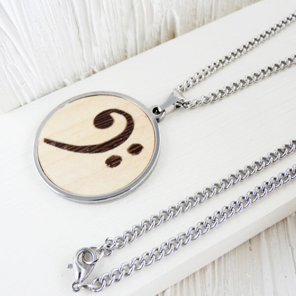 Bass clef jewelry made of stainless steel and natural wood