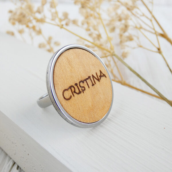Name ring for mom with natural wood engraving and steel adjustable band.