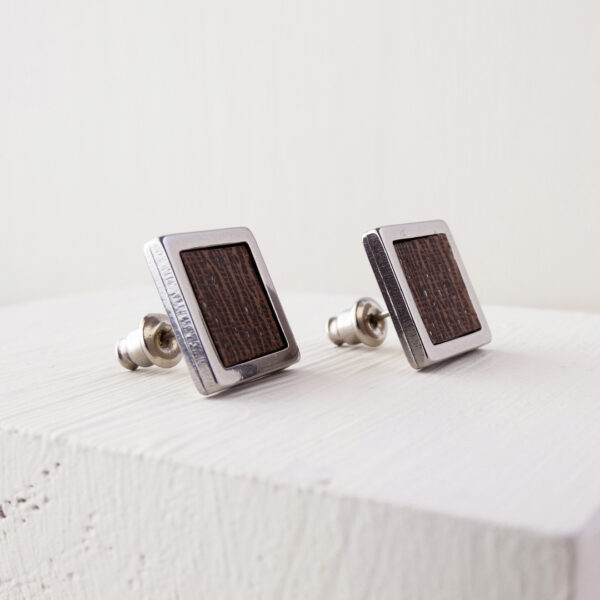 Square wooden earrings in dark wenge wood