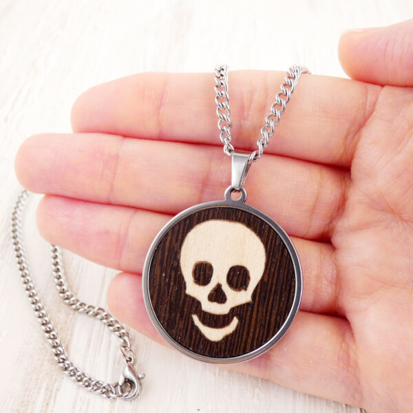 Stainless steel skull pendant with wooden details – designed for her