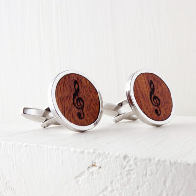 Unique gifts for musicians – cedar cufflinks with treble clef