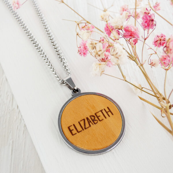 Personalized wooden name necklace with engraved name on boxwood and stainless steel chain